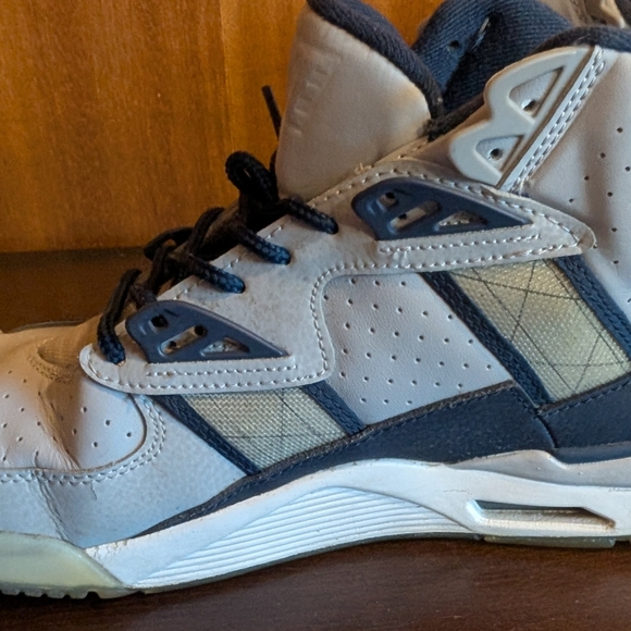 Nike Air Trainer SC Highs - Georgetown Colors - Picture 4 of 10